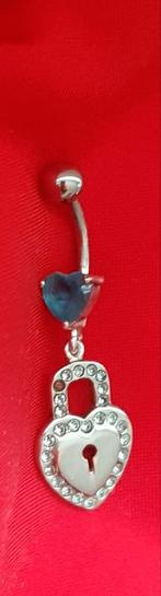 Navelpiercing hartslot strass blauw kristal piercing hart, Navelpiercing, Gebruikt, Staal, Verzenden