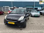 Daihatsu Sirion 2 1.0-12V Premium | Airco | EL Ramen voor &, Voorwielaandrijving, Gebruikt, 750 kg, Zwart
