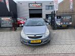 Opel Corsa 1.4-16V Enjoy 1e Eig! Panoramadak Airco NAP APK, Voorwielaandrijving, Stoelverwarming, Gebruikt, 4 cilinders