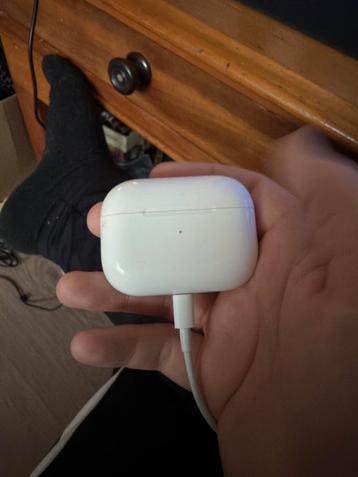 Airpods Pro 1st Gen - MagSafe Case beschikbaar voor biedingen