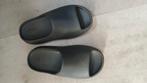 Yeezy slippers mt 35, Adidas, Overige typen, Ophalen of Verzenden, Zo goed als nieuw
