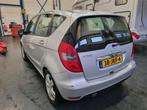 Mercedes-Benz A-klasse 150 Avantgarde, Auto's, Voorwielaandrijving, 15 km/l, Zwart, Leder en Stof