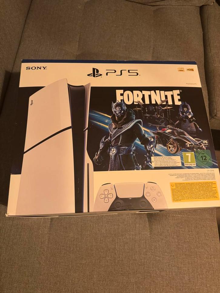 Playstation 5 Digital Edition 1TB - Fortnite Bundle, Spelcomputers en Games, Games | Overige, Nieuw, Shooter, 3 spelers of meer