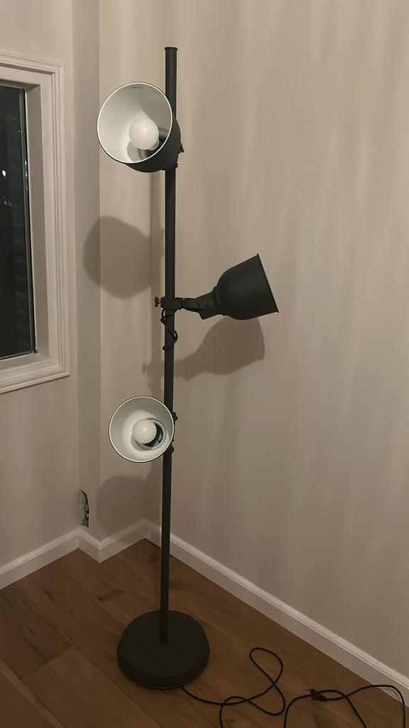 Staande lamp, Huis en Inrichting, Lampen | Vloerlampen, Gebruikt, 150 tot 200 cm, Metaal, Ophalen of Verzenden