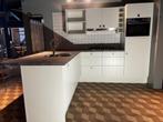 Nieuwe hoek/keuken met bar, Ophalen, Overige materialen, Wit, Hoekkeuken