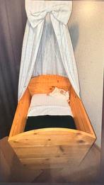 Houten wiegje, Ophalen, Zo goed als nieuw, Wieg