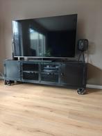 Zwartkleurige tv kast op wielen 180x40x60, Ophalen, 150 tot 200 cm, Zo goed als nieuw, Minder dan 100 cm