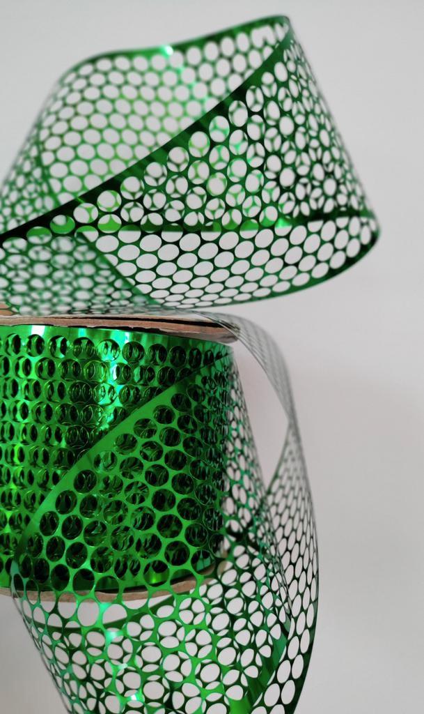 Groen Metalen Geperforeerd Lint - 50 Meter, Hobby en Vrije tijd, Naaien en Fournituren, Nieuw, Lint, Band of Elastiek, Ophalen of Verzenden