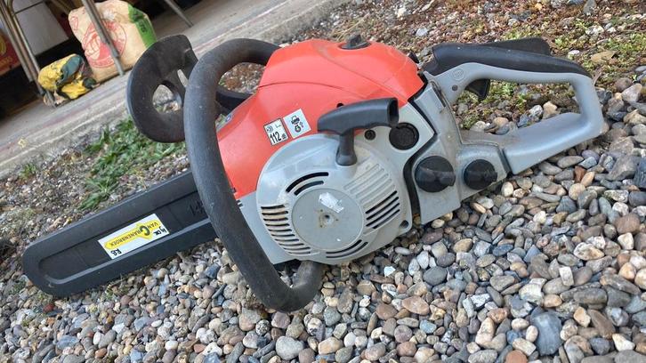 Kettingzaag ketting zaag benzine, moet nagekeken worden, Tuin en Terras, Hand-tuingereedschap, Gebruikt, Overige soorten, Ophalen of Verzenden