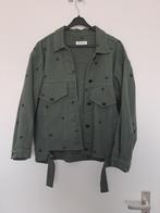 Kaycee jasje groen met zwarte sterren maat s/m, Kleding | Dames, Jasje, Maat 36 (S), Gedragen, Groen