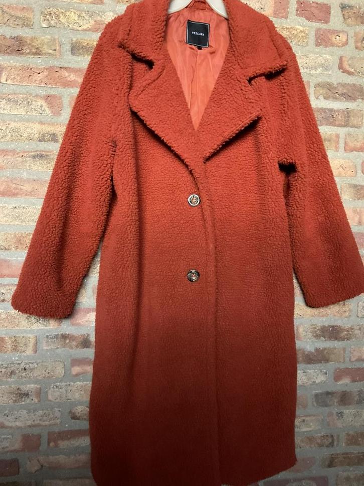 Prachtige Pescara cognac bruine teddy jas, lang. Prima st 44, Kleding | Dames, Jassen | Winter, Gedragen, Maat 46/48 (XL) of groter