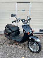 Aprilia mojito scooter brom 2007 eerste eigenaar nieuw 500km, Fietsen en Brommers, Scooters | Aprilia, Ophalen of Verzenden, Gebruikt
