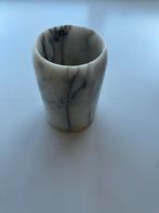Vintage marmeren vaas, Ophalen, Steen, Gebruikt, Wit