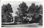 Andijk,  Chr.  Landbouw-Huishoudschool, Verzamelen, Ansichtkaarten | Nederland, Verzenden, 1940 tot 1960, Gelopen, Noord-Holland