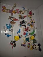 Diverse poppetjes oa mickey mouse en sinterklaas, Verzamelen, Speldjes, Pins en Buttons, Ophalen of Verzenden, Zo goed als nieuw