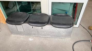 Manschappen bank / opberg vak brandweer auto beschikbaar voor biedingen