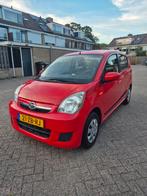 Daihatsu Cuore 1.0 5D 2007 Rood, Auto's, Daihatsu, Voorwielaandrijving, Stof, 600 kg, 4 stoelen