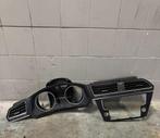 Dashboard set compleet VW Tiguan 2018 Discover media Pro, Gebruikt, Volkswagen, Oem, Ophalen of Verzenden