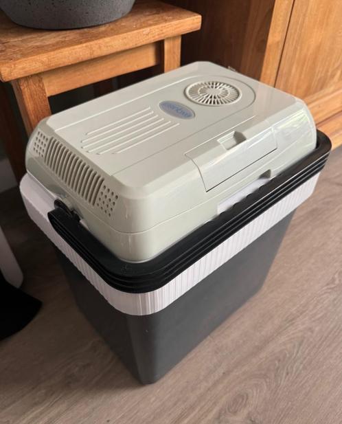 Reiskoelbox elektrisch Exquisit, Caravans en Kamperen, Koelboxen, Zo goed als nieuw, Koelbox, Elektrisch, Ophalen of Verzenden