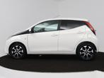 Toyota Aygo 1.0 VVT-i x-cite | Airco | Licht metaal |, Auto's, 12 maanden, Stof, Gebruikt, 4 stoelen