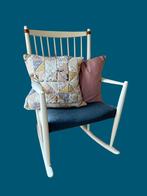Schommelstoel Scandinavisch: Wit Met grijs Wollen stof, Huis en Inrichting, Stoelen, Ophalen, Gebruikt, Wit, N.v.t.