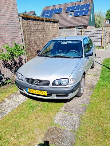 Toyota Corolla 1.4 HB Linea Terra 2000 Grijs beschikbaar voor biedingen
