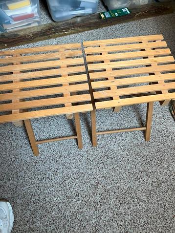 Bijzet tafeltje hout 2 stuks beschikbaar voor biedingen