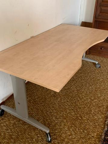 Verstelbaar Bureau - Eiken Blad & Metalen Onderstel beschikbaar voor biedingen