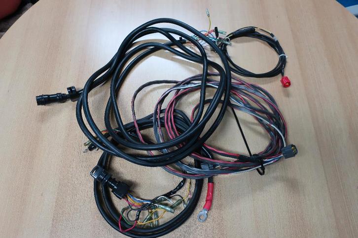 yamaha kabelset incl. contactslot, Watersport en Boten, Bootonderdelen, Gebruikt, Motor en Techniek, Motorboot, Ophalen of Verzenden