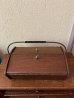 Naaidoos jaren 50/ vintage/naaikistje, Ophalen