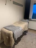 Lash bed, Huizen en Kamers