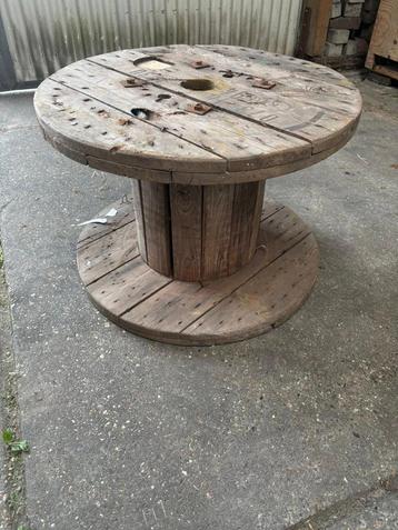 Kabelhaspel Hout beschikbaar voor biedingen