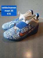 Nike veldschoenen maat 35, Kinderen en Baby's, Kinderkleding | Schoenen en Sokken, Ophalen, Jongen of Meisje, Schoenen, Zo goed als nieuw
