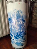 Grote  parapluvaas., Ophalen