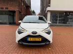 Toyota Aygo 1.0 Vvt-i | 5D 2021 | FULL | BTW, Auto's, Voorwielaandrijving, Stof, 4 stoelen, Wit