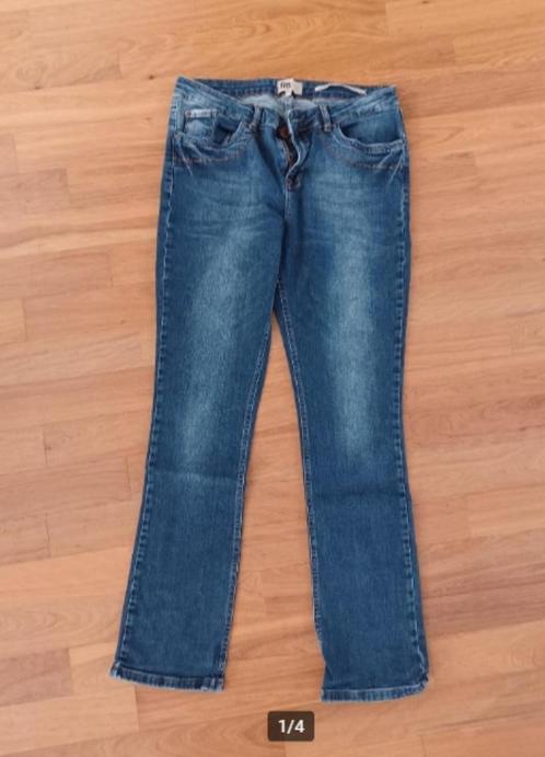 Fitt blauwe Spijkerbroek. Merk: Fitt. Normal Fit., Kleding | Dames, Spijkerbroeken en Jeans, Zo goed als nieuw, W30 - W32 (confectie 38/40)