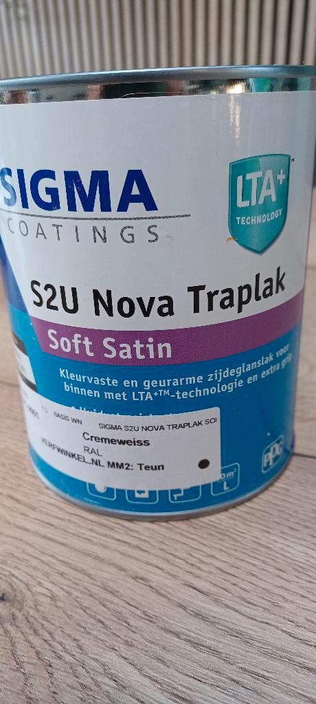 Te koop: nieuwe Sigma Coatings S2U Nova Traplak Soft Satin, Doe-het-zelf en Verbouw, Verf, Beits en Lak, Nieuw, Lak, Minder dan 5 liter