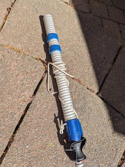 Windsurf onderdelen – mastverlengers, voetjes, dop, tool etc, Watersport en Boten, Windsurfen, Gebruikt, Overige typen, Met draagtas