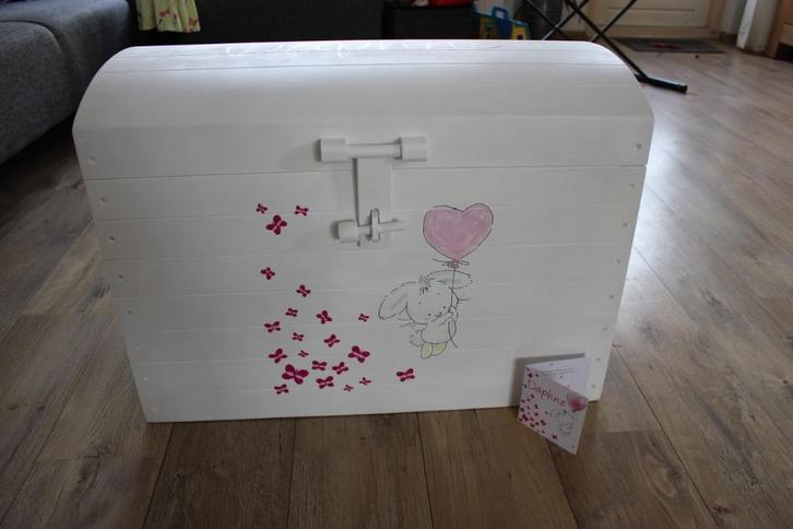 Memorybox handbeschilderde speelgoedkist met geboortekaart, Kinderen en Baby's, Kinderkamer | Complete kinderkamers, Nieuw, Jongetje of Meisje