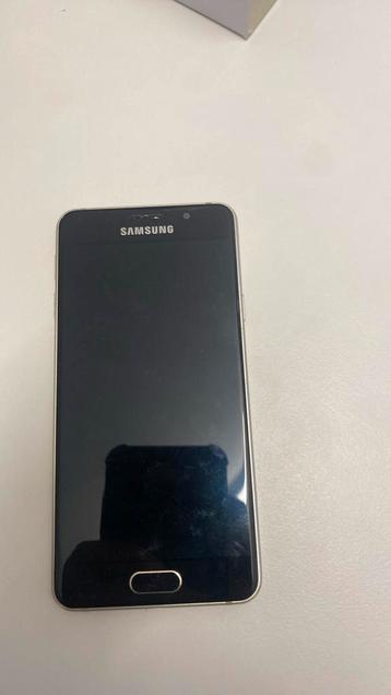 Samsung galaxy A3 beschikbaar voor biedingen