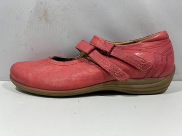 Durea, maat 40 h (wijd) schoenen in oudroze kleur.  beschikbaar voor biedingen
