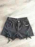 Vintage 90s Levis 501 ribbon shorts, Kleding | Dames, Gedragen, Levi's, W30 - W32 (confectie 38/40), Ophalen of Verzenden