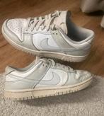 Low nike dunks grijs, Kleding | Dames, Schoenen, Overige typen, Nike, Ophalen of Verzenden, Grijs