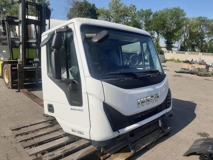 IVECO EUROCARGO 150-280 EURO 5-6 CABINE 4X4 NIEUW HANDMATIG, Auto-onderdelen, Vrachtwagen-onderdelen, Iveco, Carrosserie en Plaatwerk