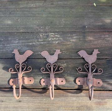 Smeedijzeren wandhaken met haan (set van 3)  beschikbaar voor biedingen