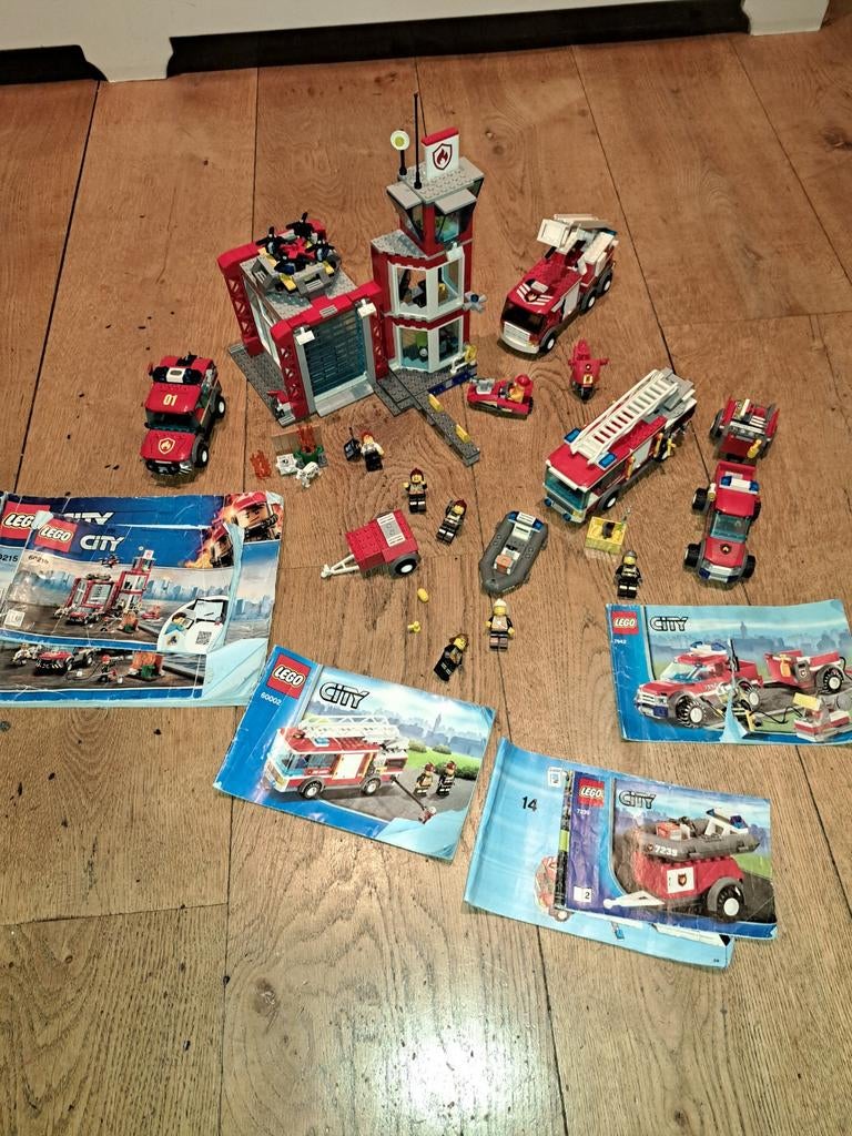 LEGO City Brandweerkazerne 60215, Verzamelen, Supermarktacties, Plus, Ophalen of Verzenden