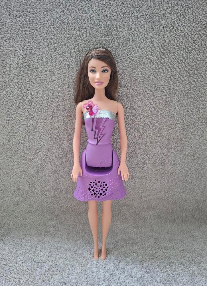 Barbie Princess Power Corinne Doll, Kinderen en Baby's, Speelgoed | Poppen, Gebruikt, Barbie, Ophalen of Verzenden