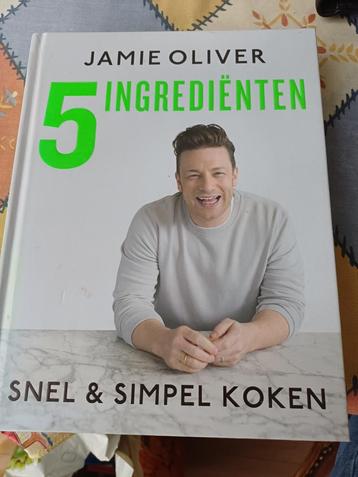 Jamie Oliver 5 ingrediënten Snel en simpel koken. Hardcover beschikbaar voor biedingen