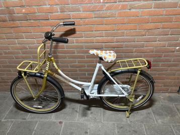 Kleine Dames Transportfiets – Weinig Gebruikt – Topstaat! beschikbaar voor biedingen