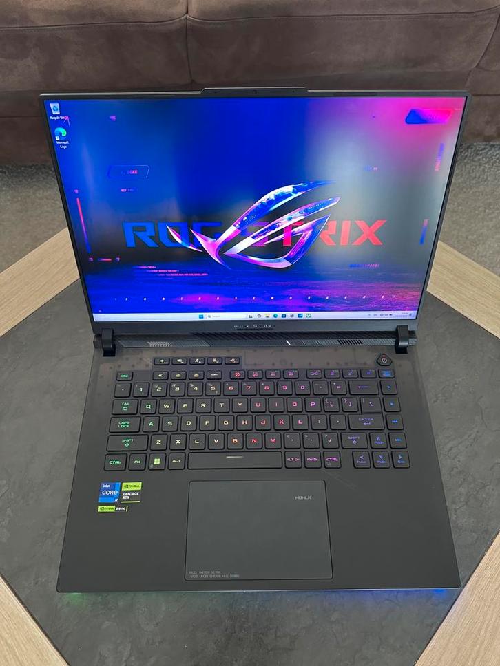 ASUS ROG G634J (i9-13980HX /RTX 4090 /32GB RAM /2TB SSD, Computers en Software, Windows Laptops, Ophalen